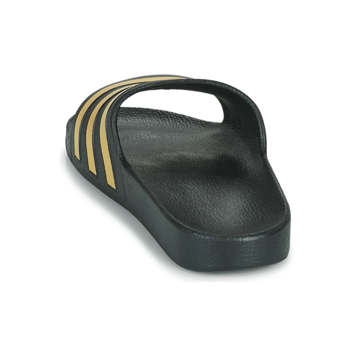 ADILETTE AQUA