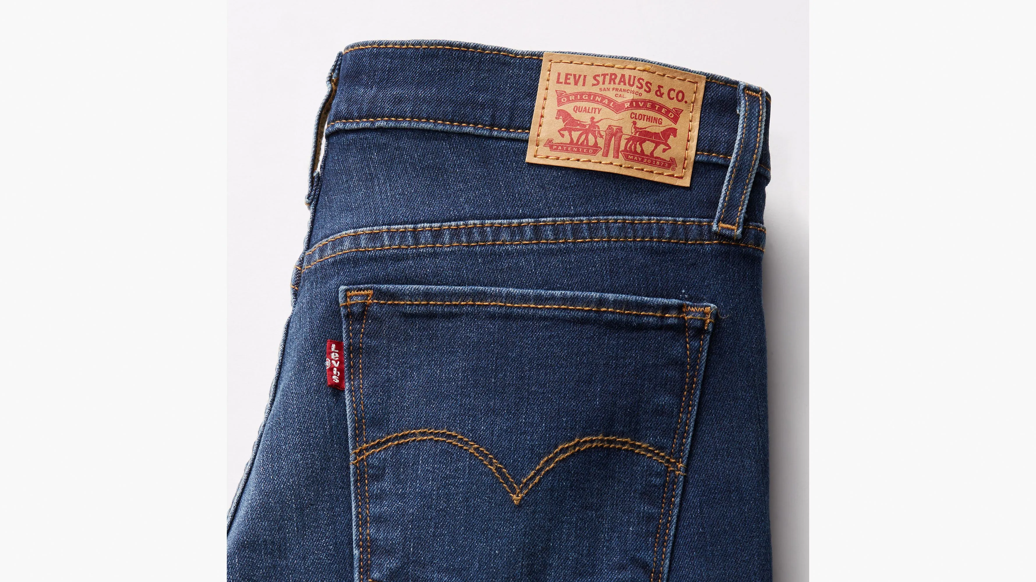 Jeans Ceñidos Moldeadores 312™