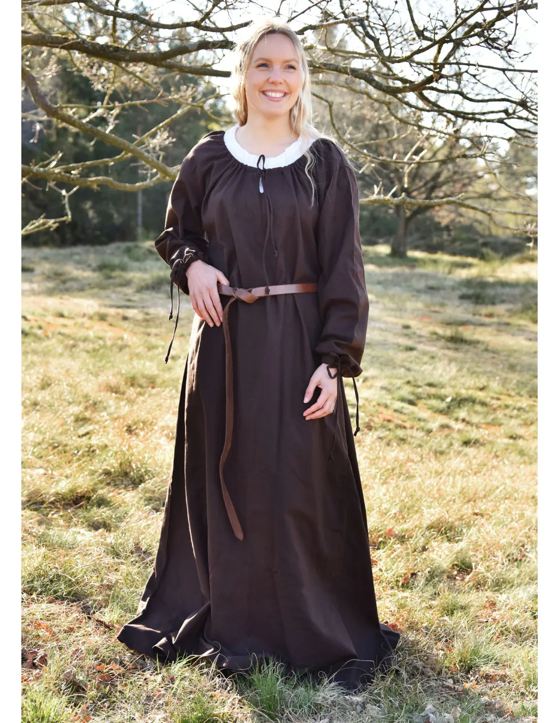 Vestido medieval Ana, marrón